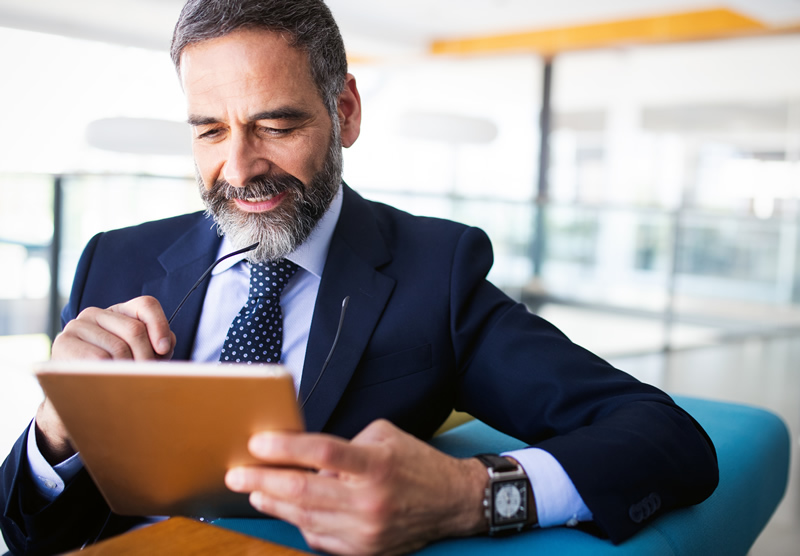 Seguro Empresarial Hombre Clave